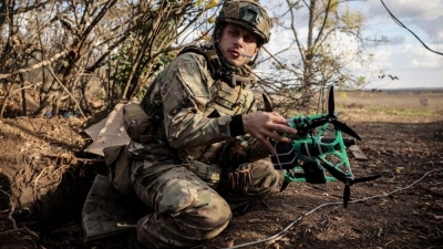 Ukraine drone pilots fear early advantage over Russia now lost