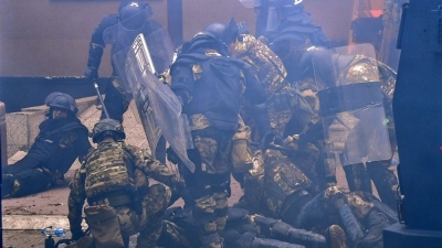 Internationals react, Belgrade bristles amid NATO troop injuries in Kosovo