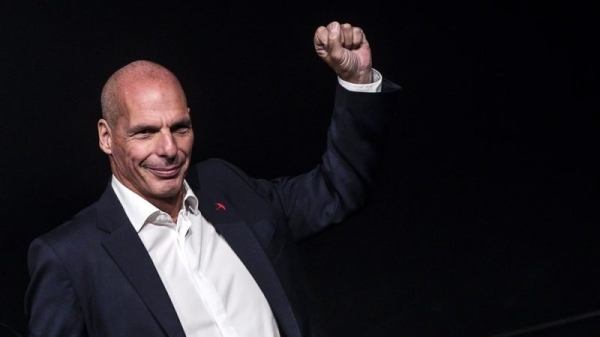 Varoufakis attacked outside a bar in Athens