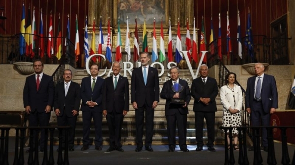 Spanish king praises European values, hands award to UN chief