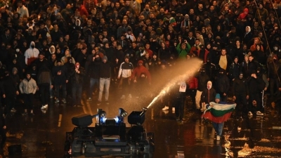 Mayhem in Sofia as protesters demand change of football leadership