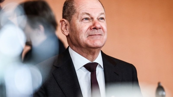 Rift in German Social Democrats widens as Scholz urged to back Ukraine’s victory