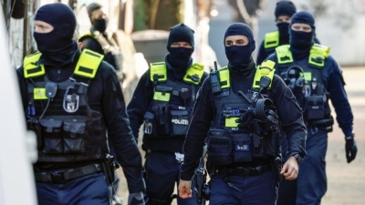 Terrorist plot on Swedish parliament foiled in Germany
