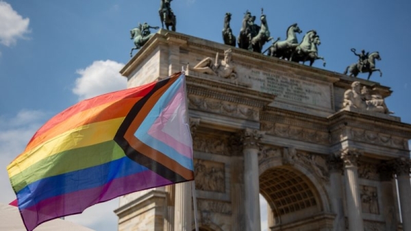 Italian government tells Milan to stop registering same-sex couples’ children