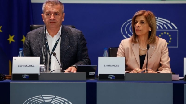 EU Health Commissioner: Bloc must better prepare for drug shortages