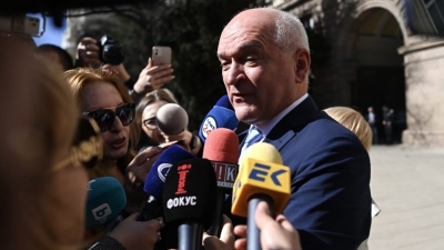 Bulgarian president greets participants in banned pro-Russian march