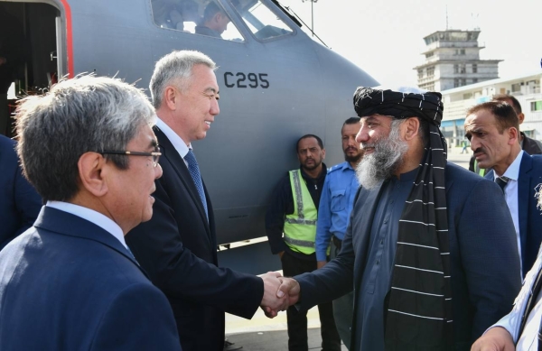 Kazakhstan delivers humanitarian aid to Afghan people