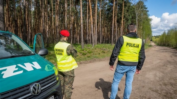 Unidentified object with Russian writing on found in Polish forest