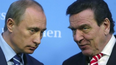 German ex-chancellor Schröder can stay in party despite Putin ties